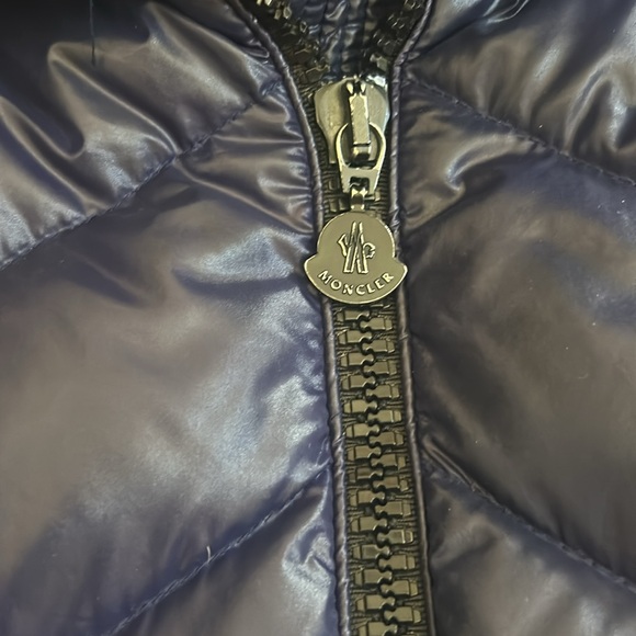 Moncler Size 4 quilted down jacket - Picture 5 of 16